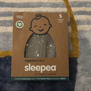NWT happiest baby sleepea swaddle